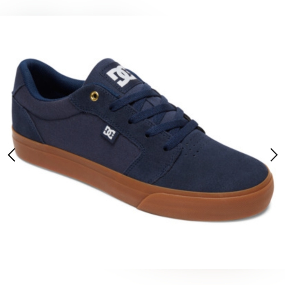 DC Anvil Skate Shoes *NWT in Box*